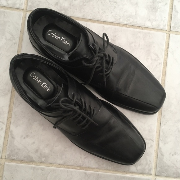 Men’s Calvin Klein Black Leather Dress Shoe main image 11